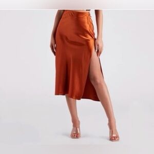 NWT 2 piece set  satin midi skirt with matching Top